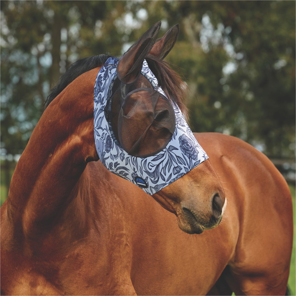 2026 WeatherBeeta Comfitec Deluxe Stretch Fly Mask With Ears 1029984038 - White / Navy Floral Print